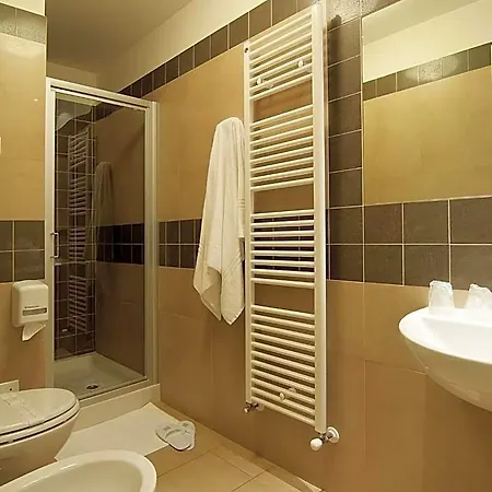 Cluentum 3* Tolentino