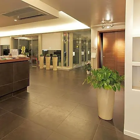 Cluentum Hotel 3*