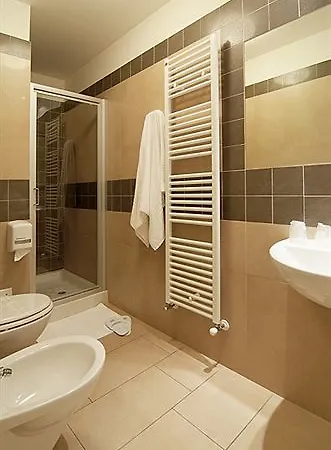 Cluentum 3* Tolentino